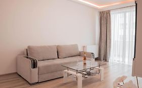 Apartament Zona Coresi Mall